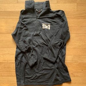 Herbalife activewear pullover